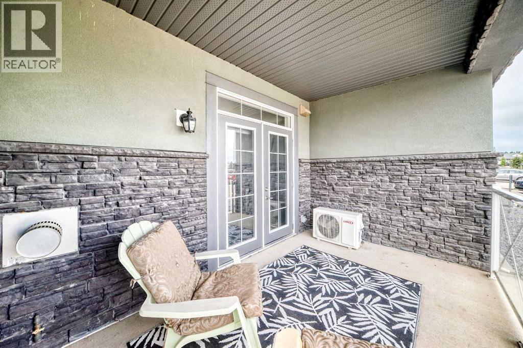 #113 1005A Westmount Drive - 10
