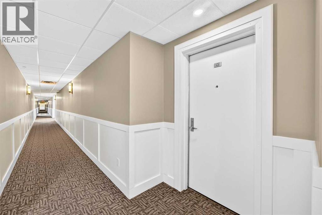 #113 1005A Westmount Drive - 16