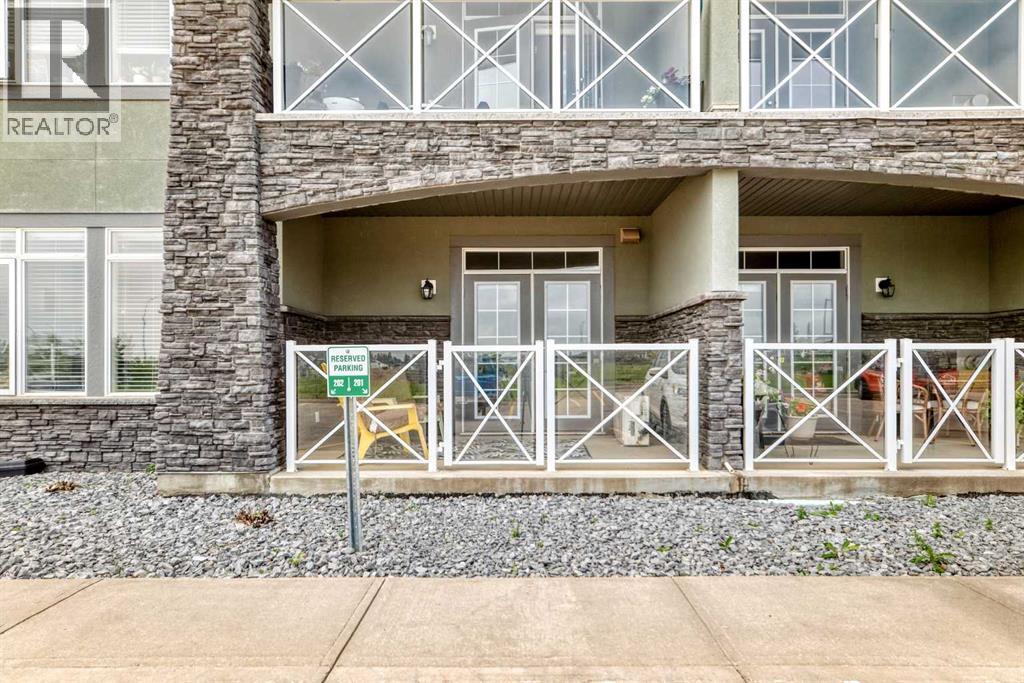 #113 1005A Westmount Drive - 12