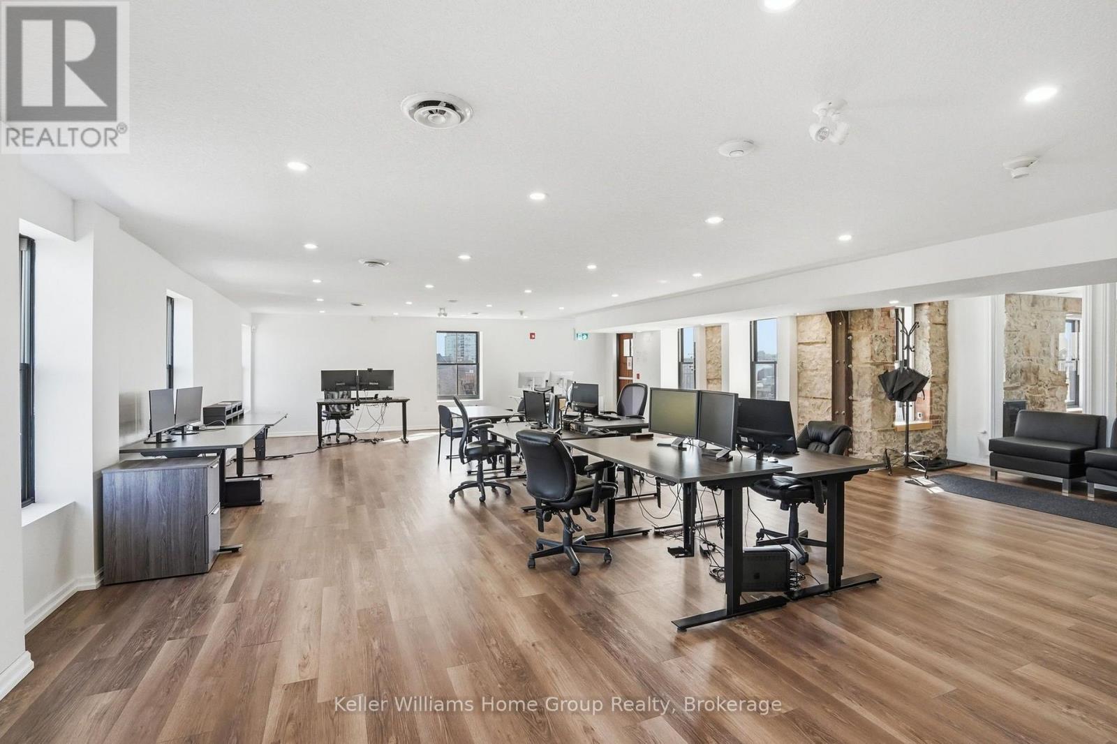 49 Norfolk Street — photo 35