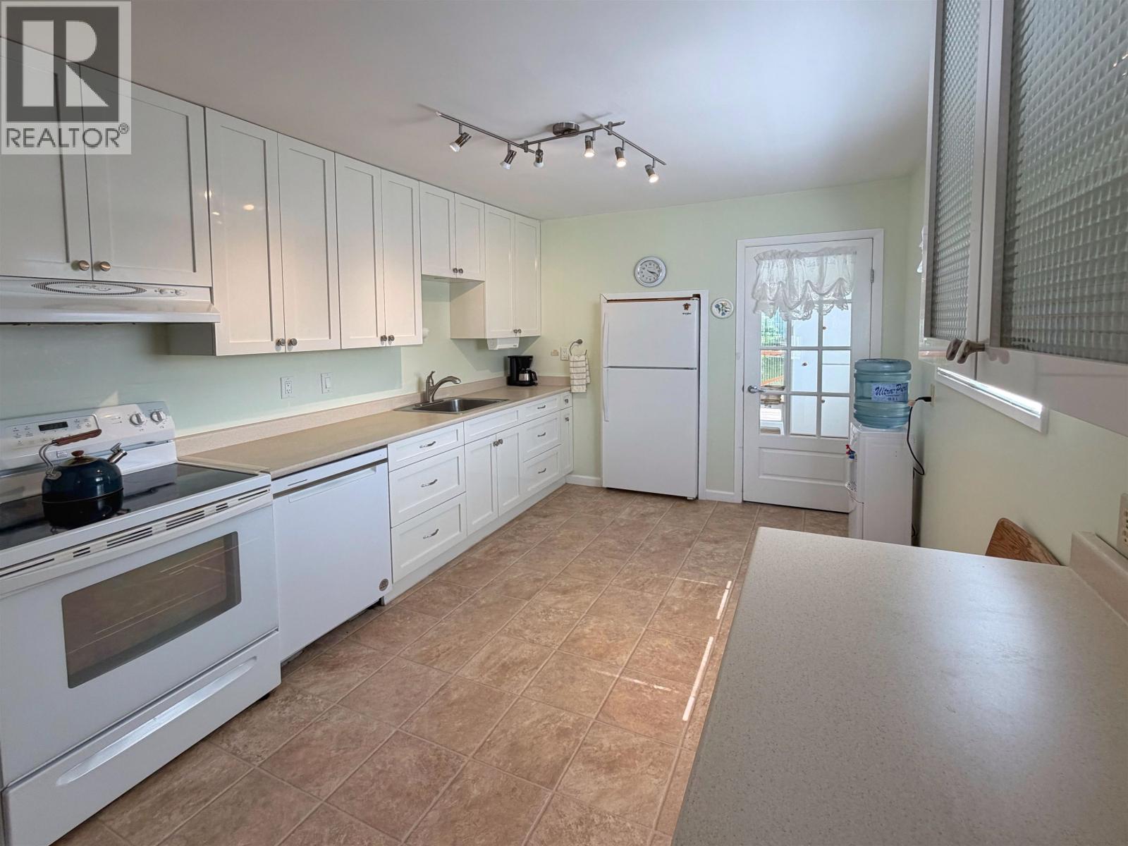 1348 OVERLOOK STREET - 7