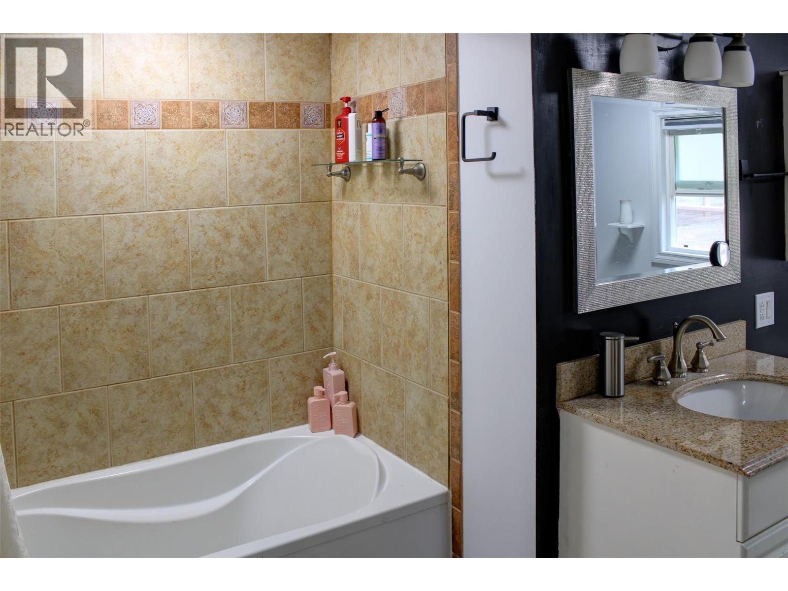 3731 Eagleview Road, Blind Bay