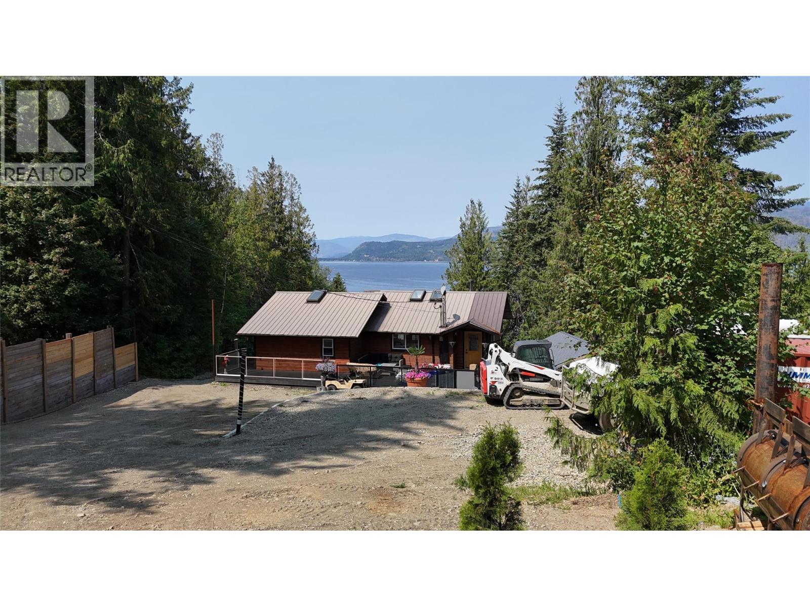 3731 Eagleview Road, Blind Bay