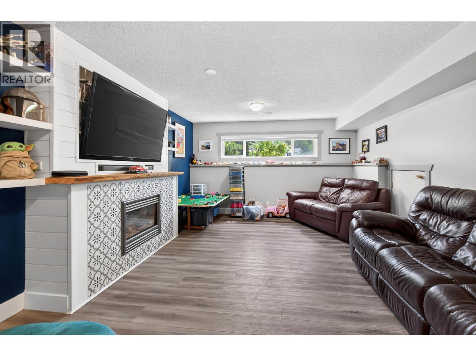1399 LAMAR Drive - 37