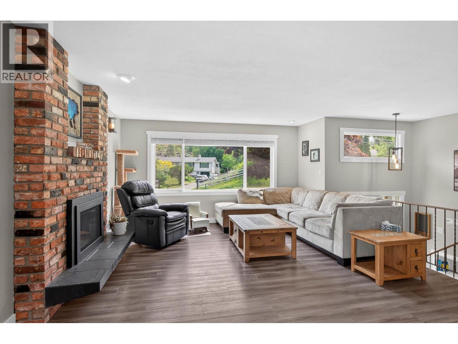 1399 LAMAR Drive - 14