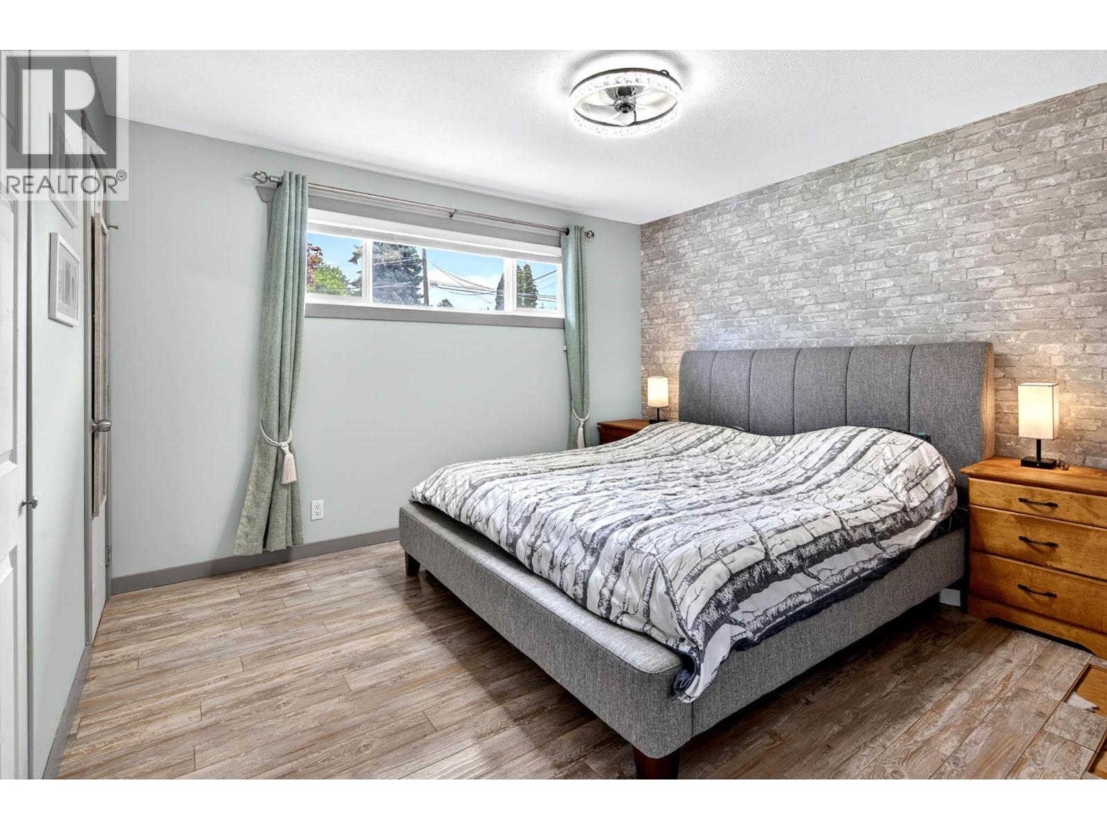 1399 LAMAR Drive - 18