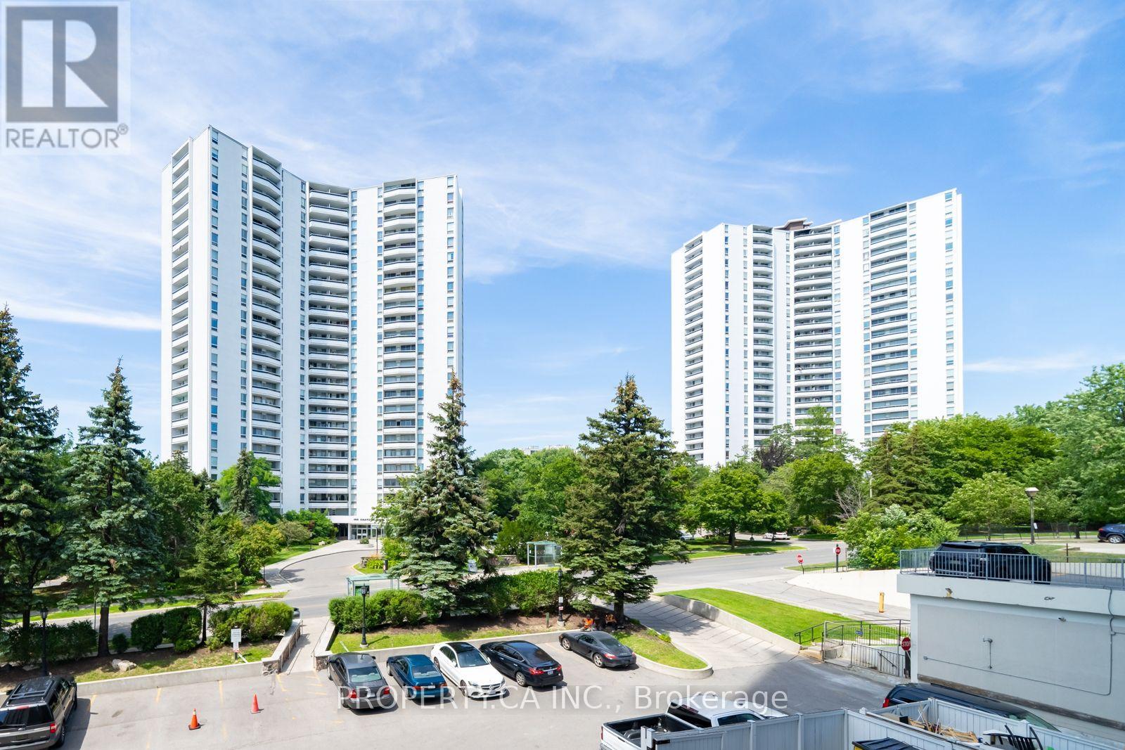#303 75 GRAYDON HALL DRIVE - 25