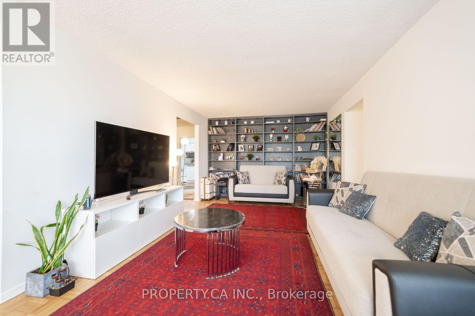#303 75 GRAYDON HALL DRIVE - 4