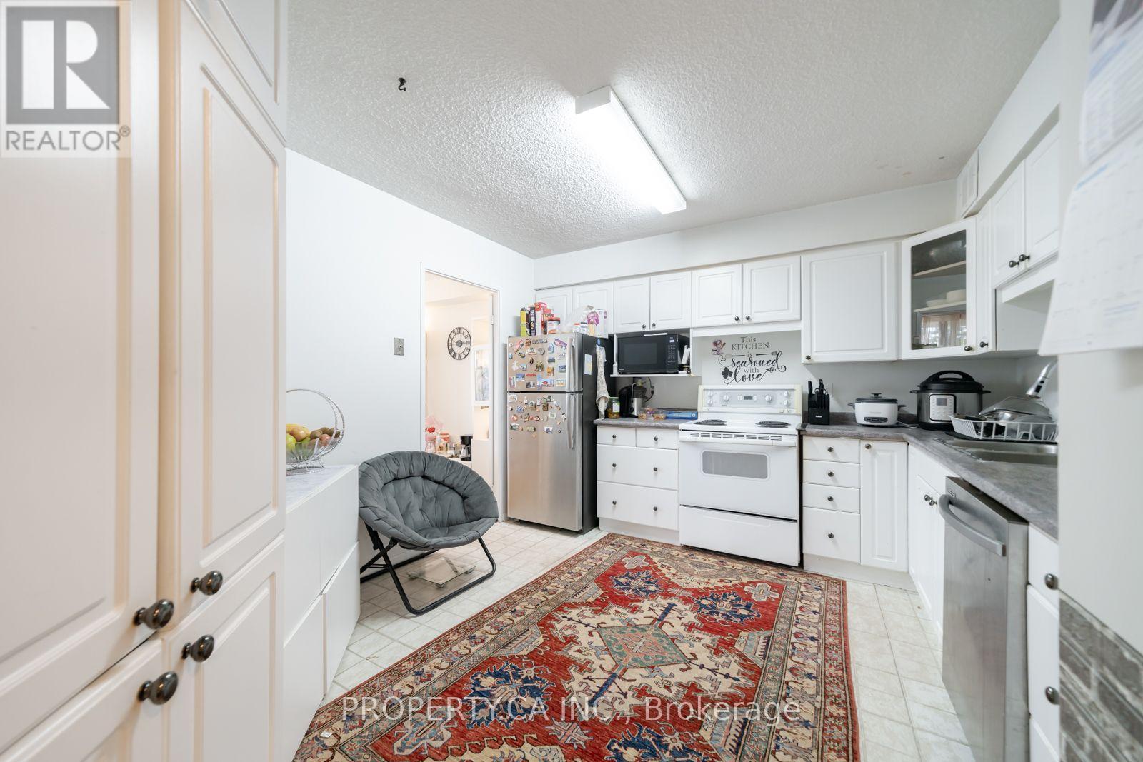 #303 75 GRAYDON HALL DRIVE - 6