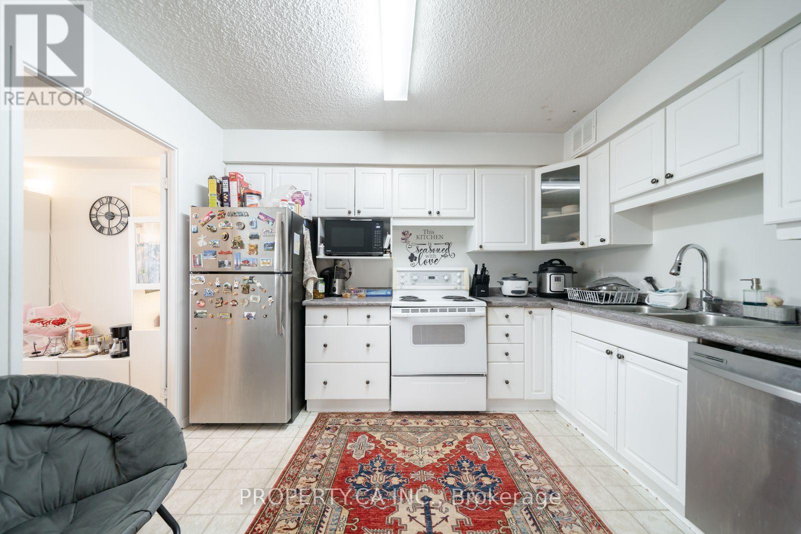 #303 75 GRAYDON HALL DRIVE - 7