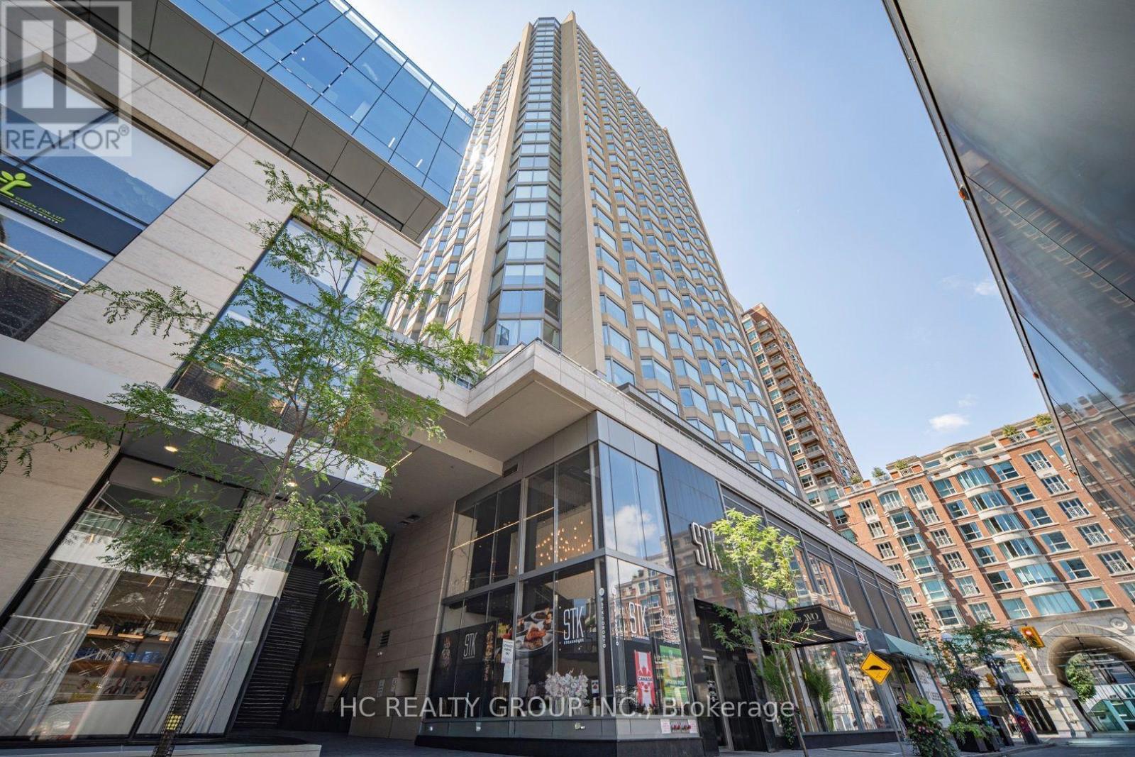 #2014 155 YORKVILLE AVENUE - 1