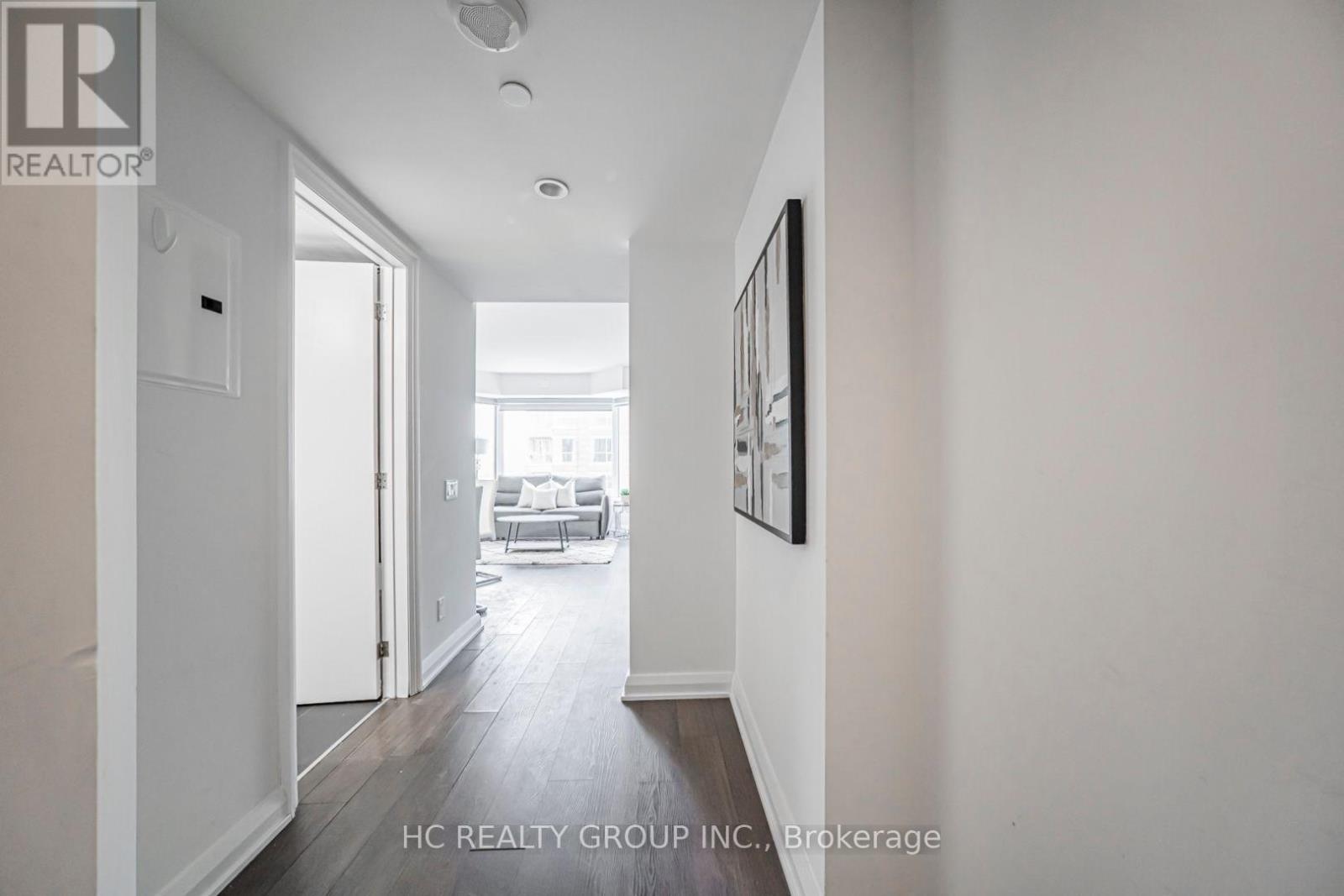 #2014 155 YORKVILLE AVENUE - 10