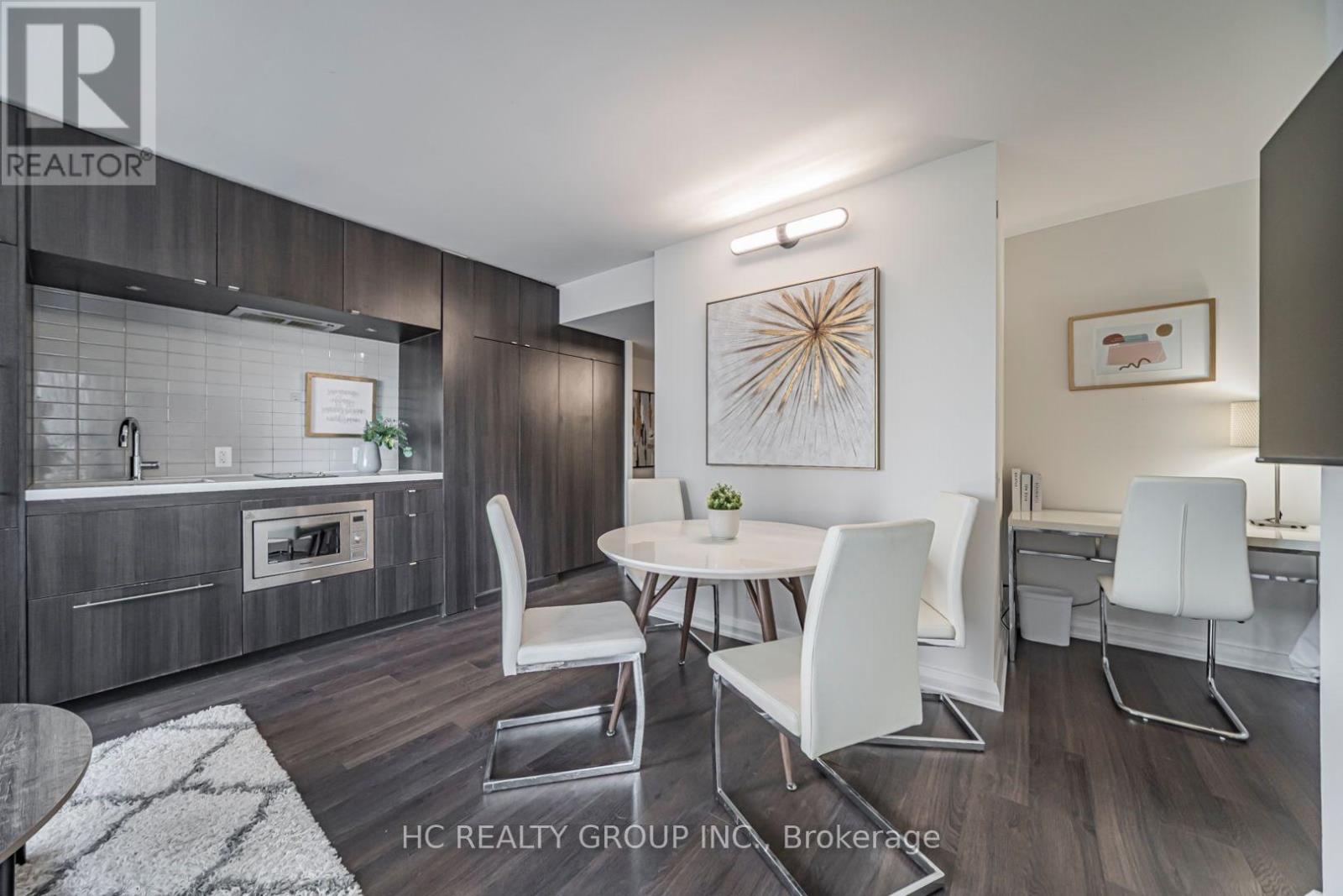 #2014 155 YORKVILLE AVENUE - 19