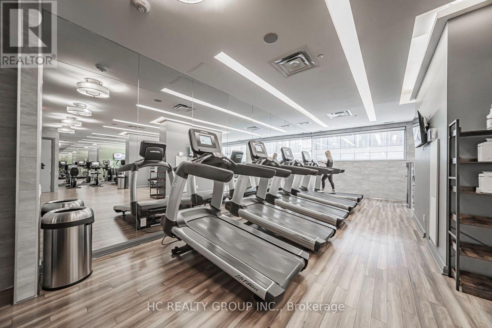 #2014 155 YORKVILLE AVENUE - 29