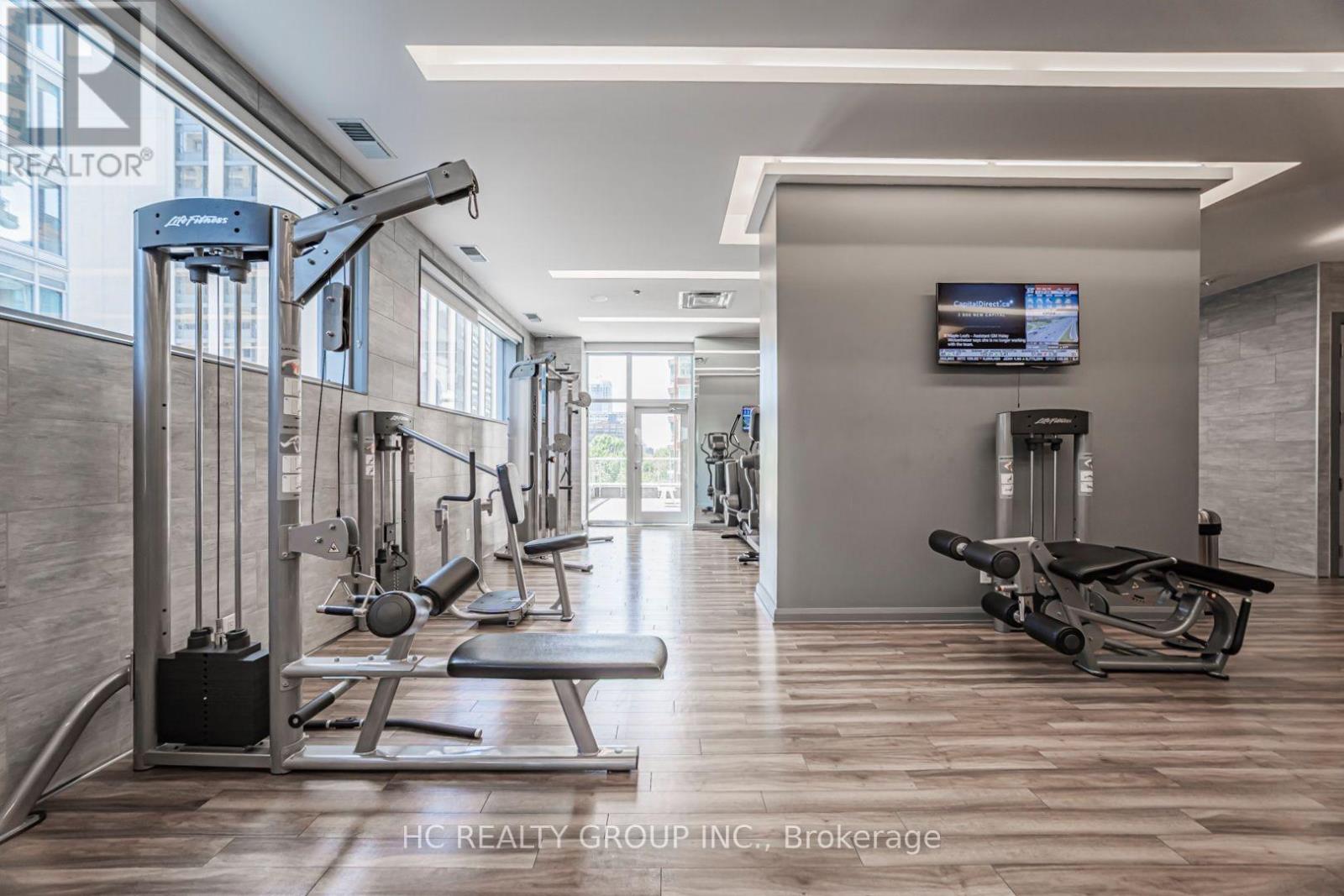 #2014 155 YORKVILLE AVENUE - 31