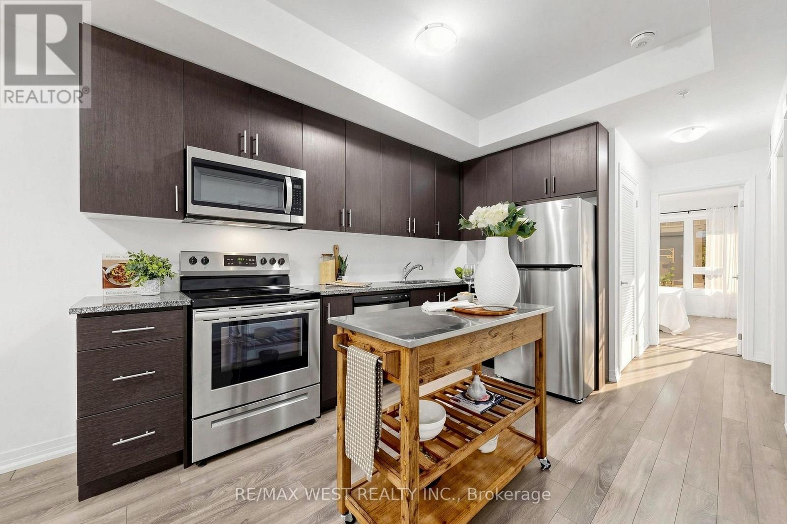 #404 2635 WILLIAM JACKSON DRIVE - 14