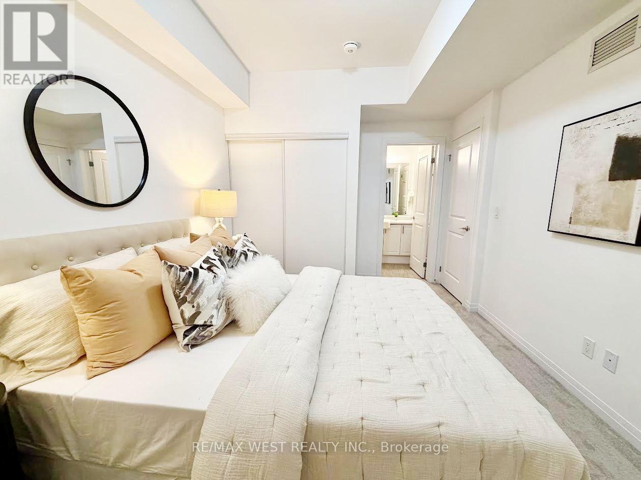 #404 2635 WILLIAM JACKSON DRIVE - 27