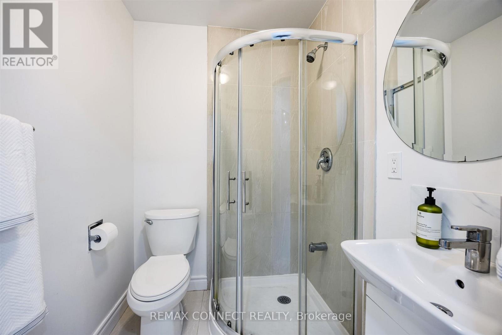 12 BINGLEY ROAD - 11