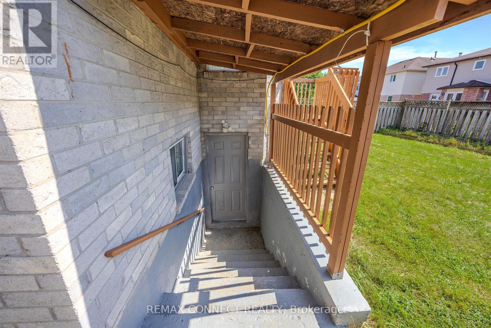 12 BINGLEY ROAD - 23