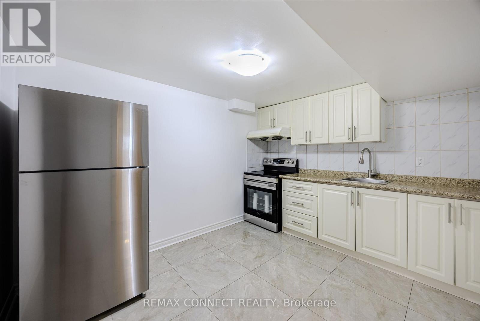 12 BINGLEY ROAD - 24
