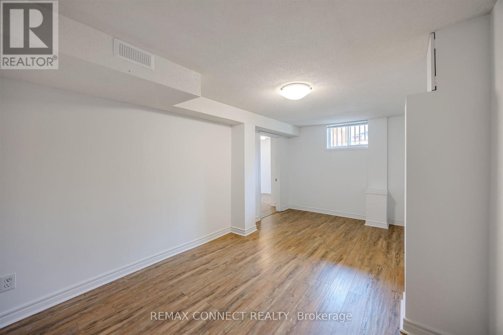 12 BINGLEY ROAD - 27
