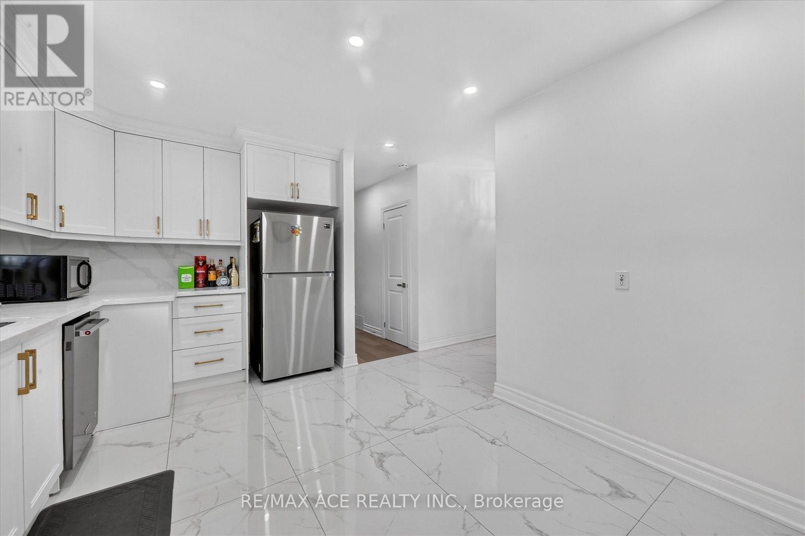 60 CHILLERY AVENUE - 15