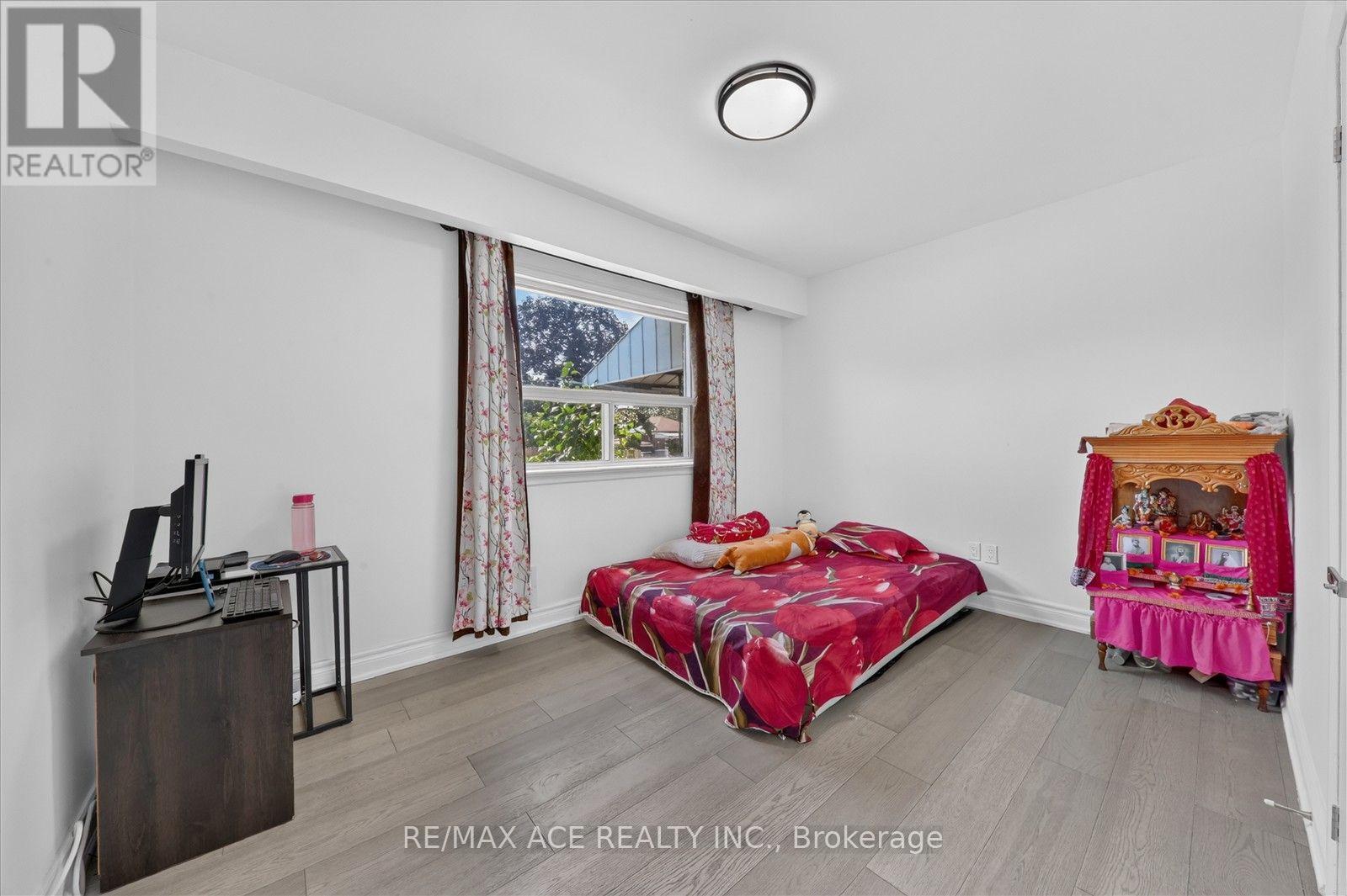 60 CHILLERY AVENUE - 22