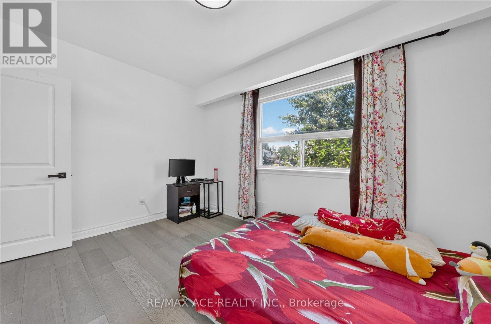 60 CHILLERY AVENUE - 23