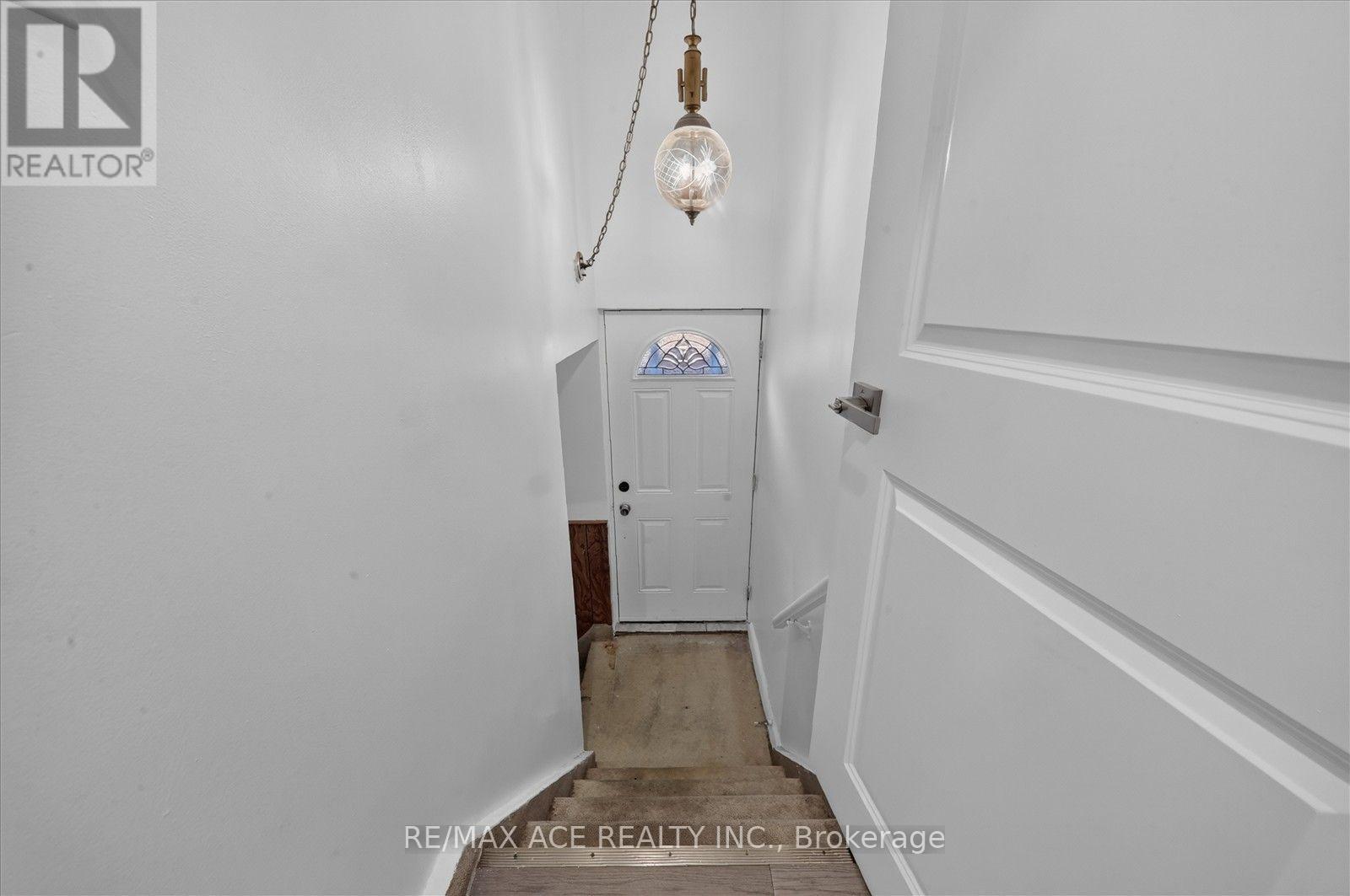 60 CHILLERY AVENUE - 24