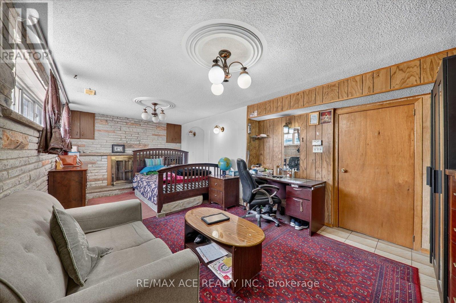 60 CHILLERY AVENUE - 34