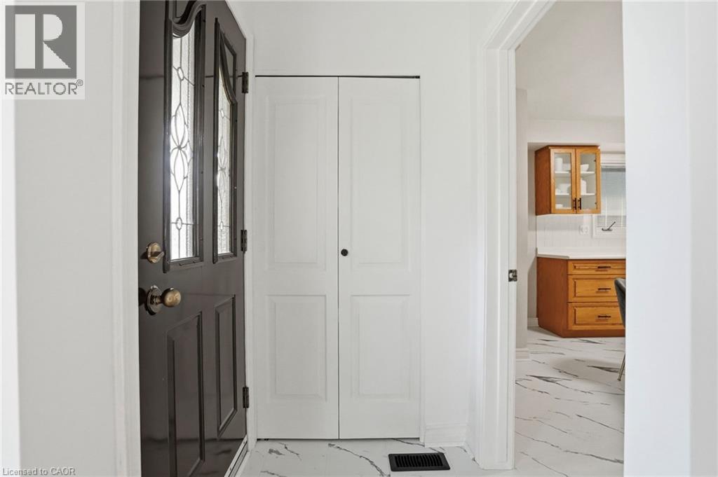 104 DALLAS Avenue - Image 5