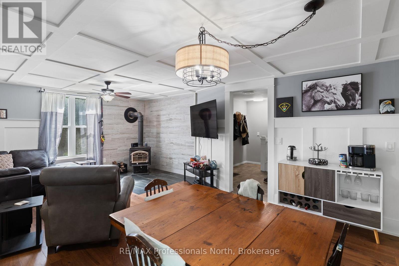 501 MOUNTAIN STREET - 10