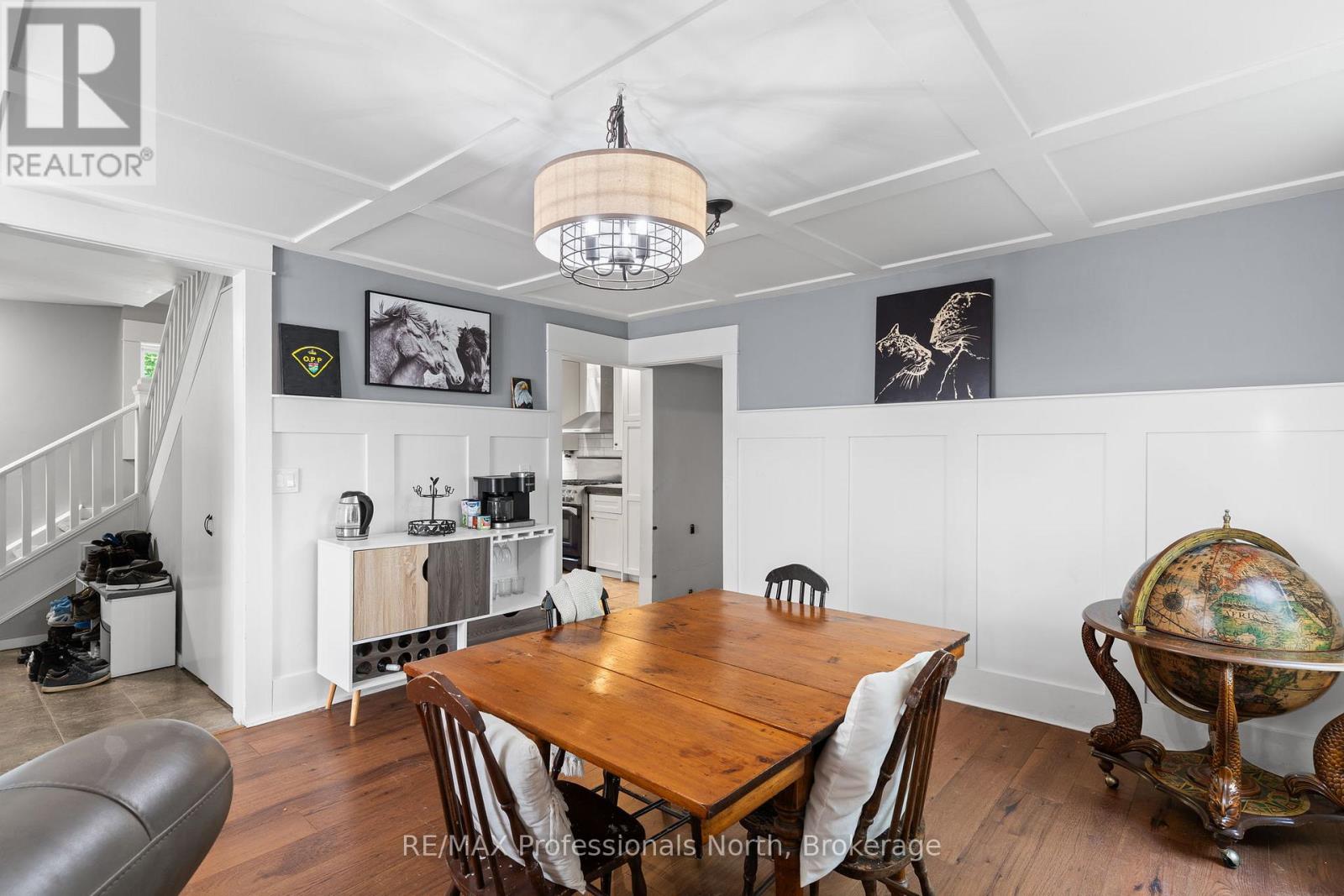 501 MOUNTAIN STREET - 11