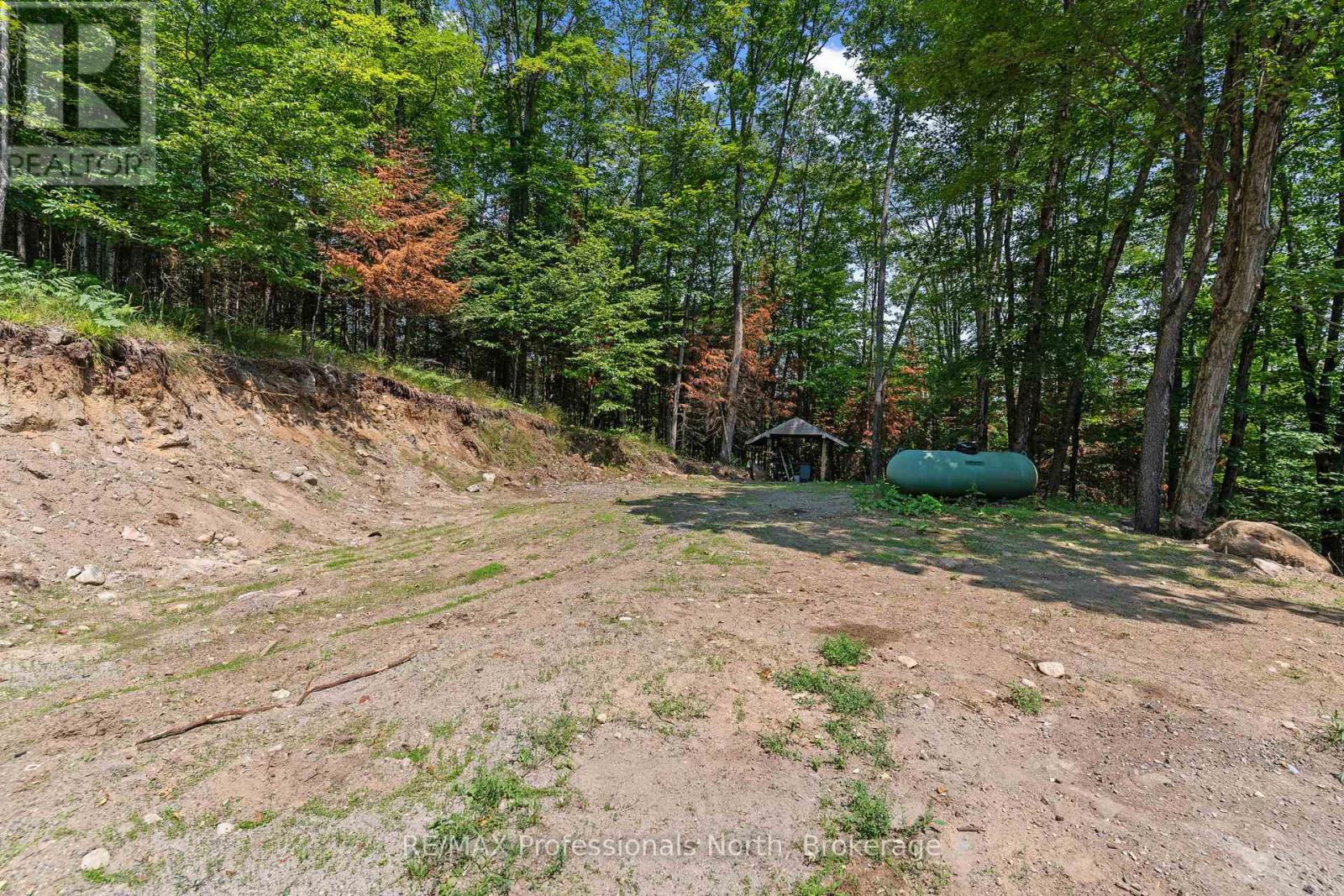 501 MOUNTAIN STREET - 28