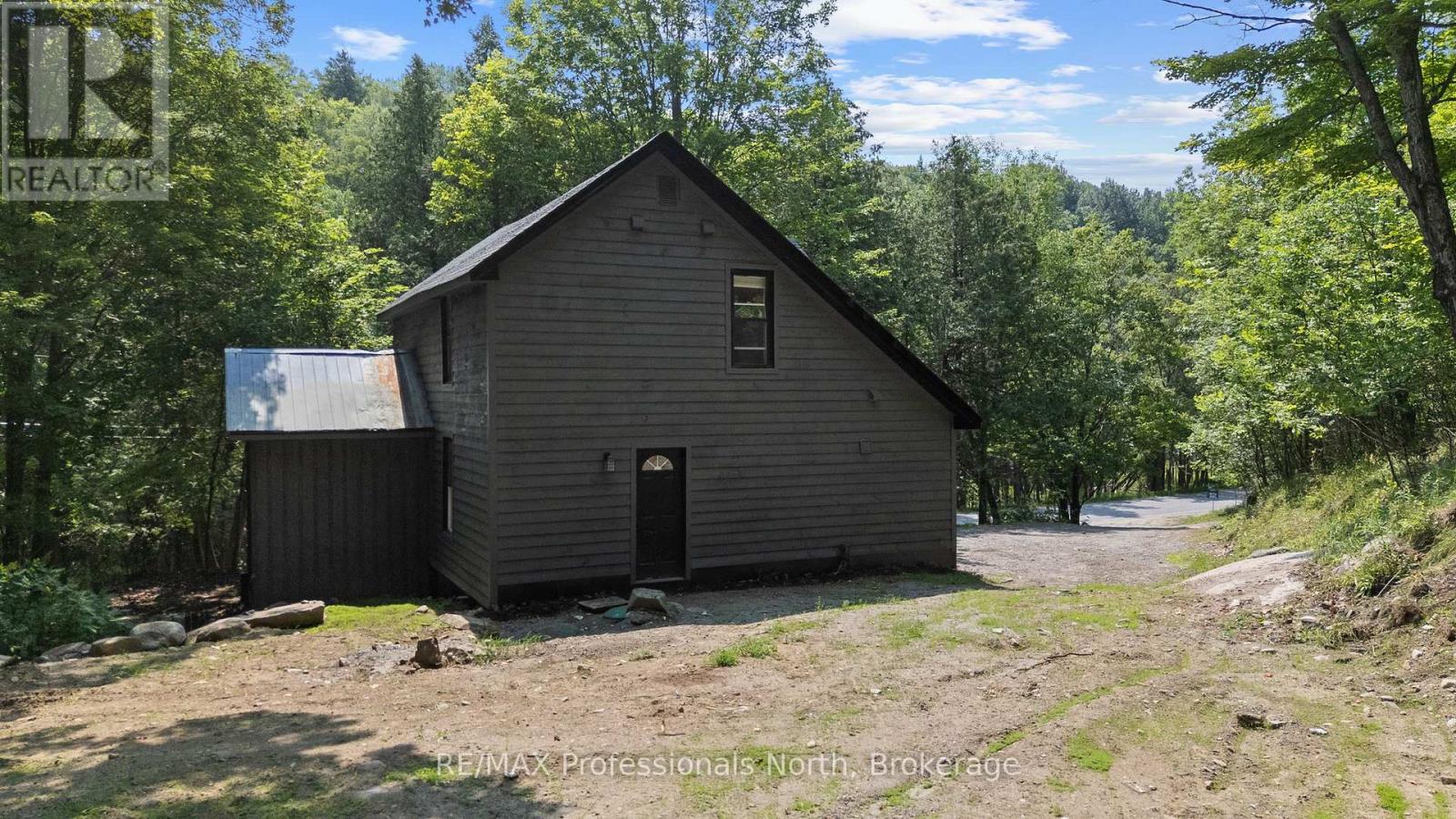 501 MOUNTAIN STREET - 29