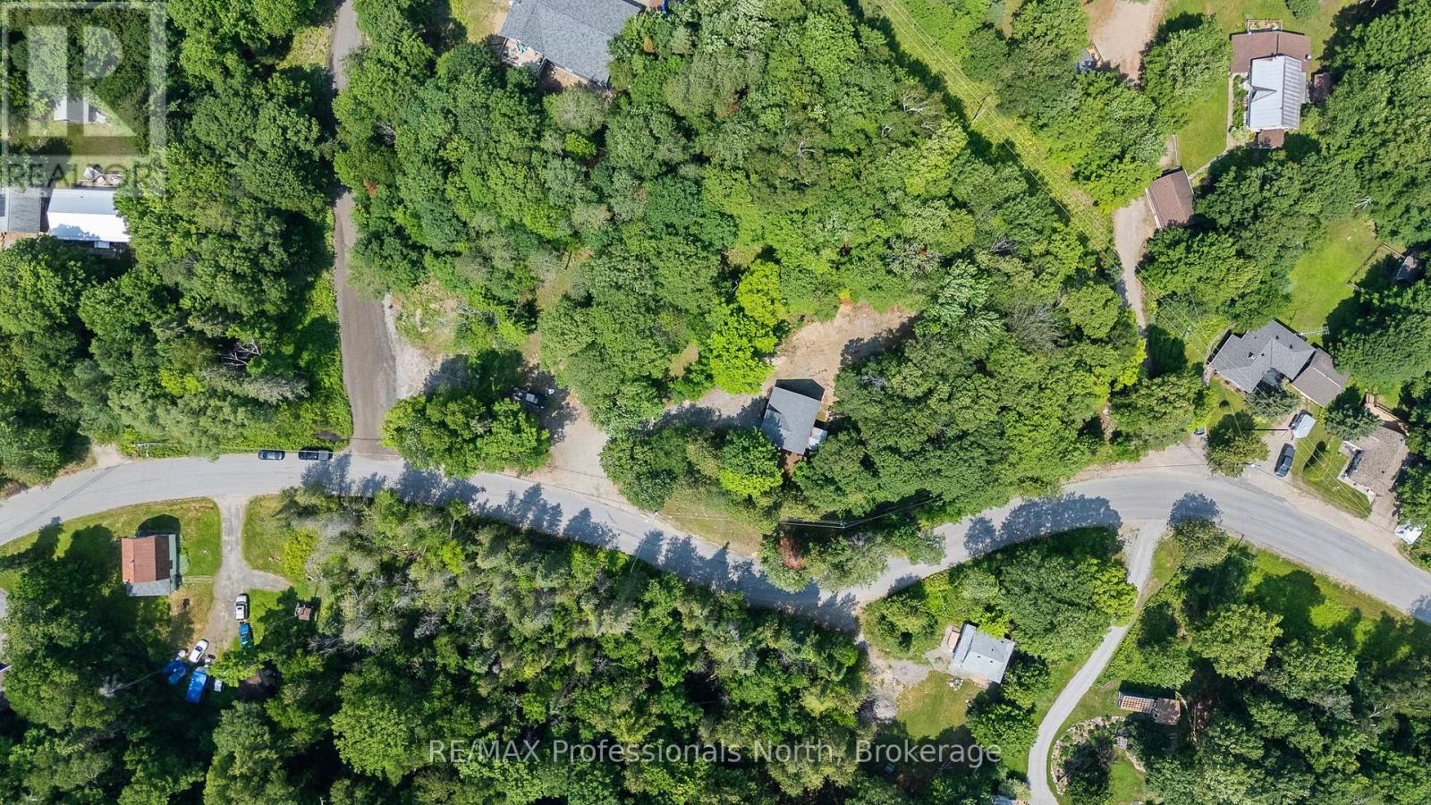 501 MOUNTAIN STREET - 34