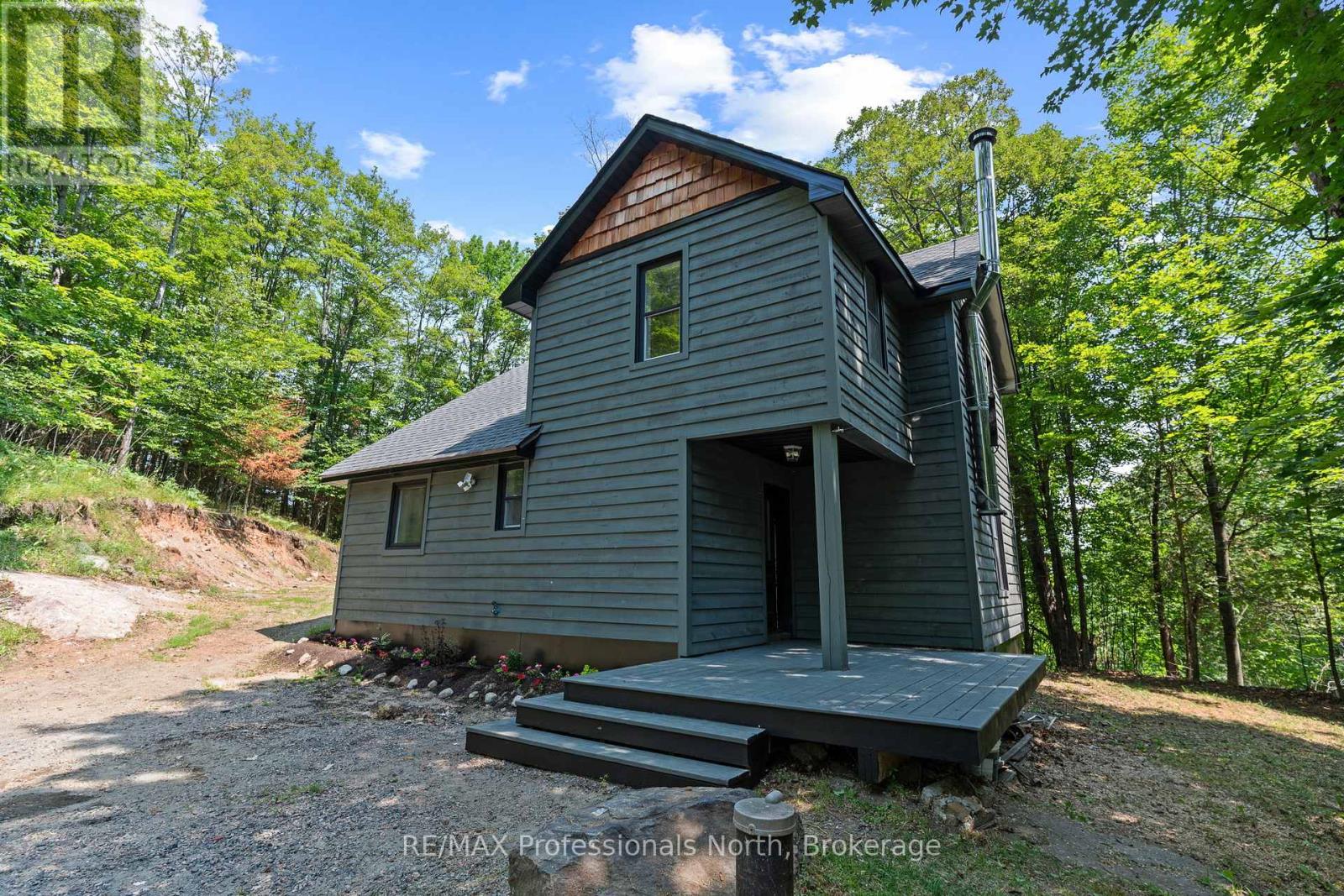 501 MOUNTAIN STREET - 4