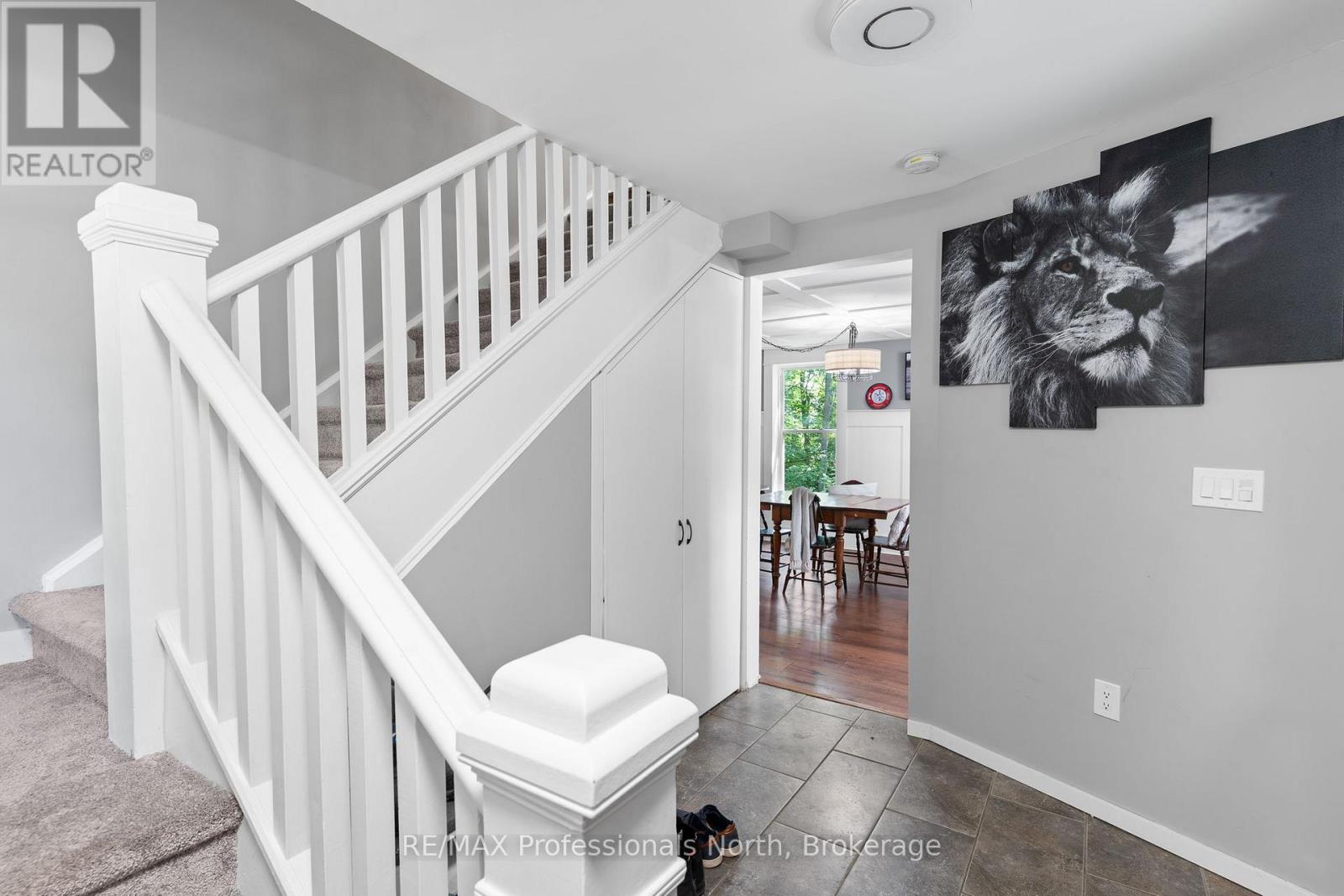 501 MOUNTAIN STREET - 6