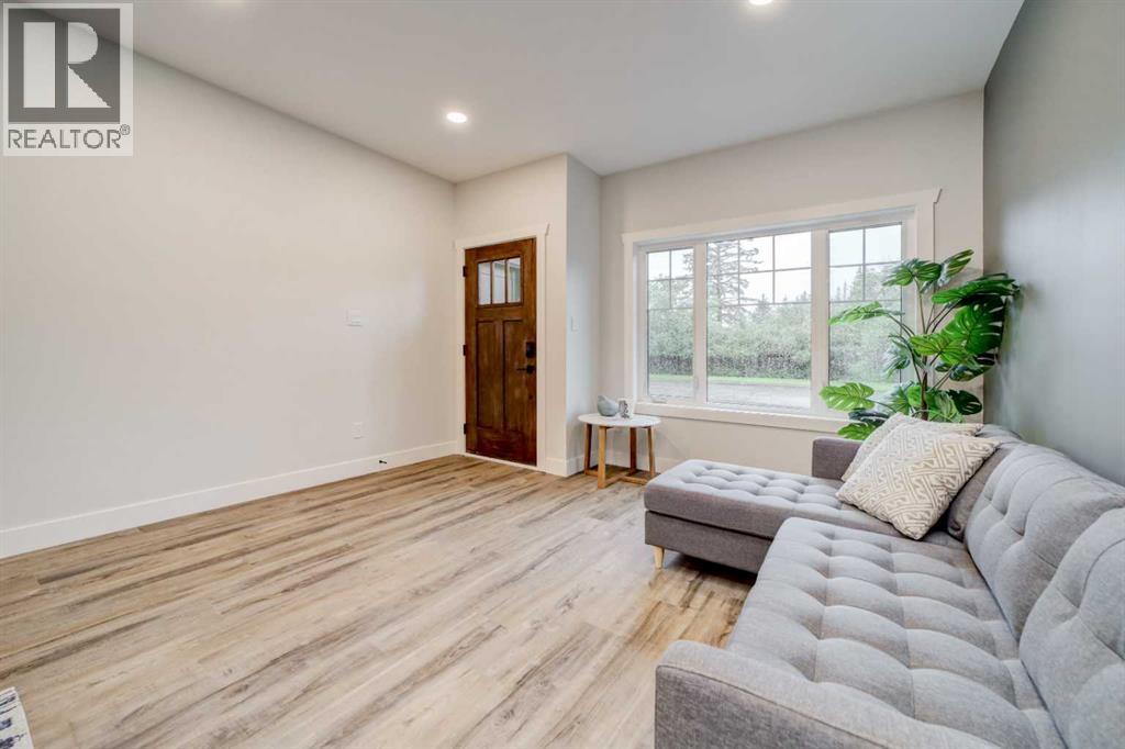 1179 James Avenue - 4