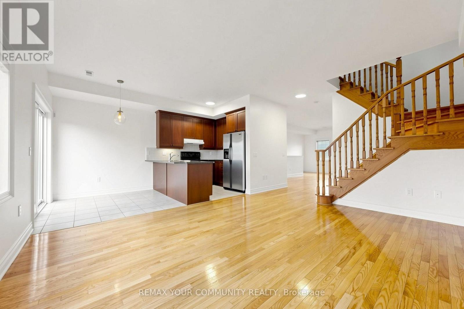 2298 MAJOR MACKENZIE DRIVE - 23