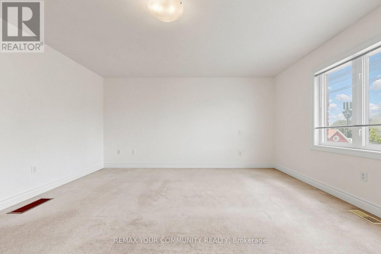 2298 MAJOR MACKENZIE DRIVE - 31