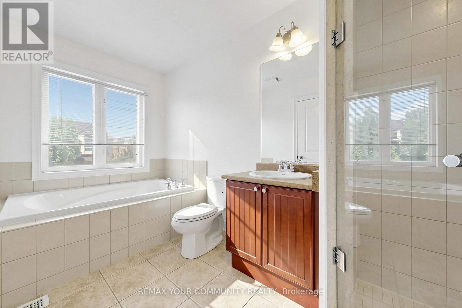 2298 MAJOR MACKENZIE DRIVE - 34
