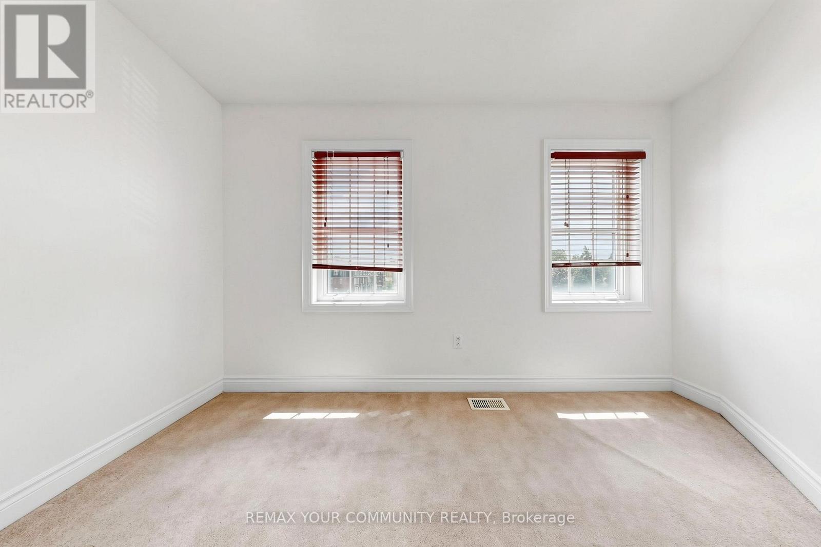 2298 MAJOR MACKENZIE DRIVE - 36