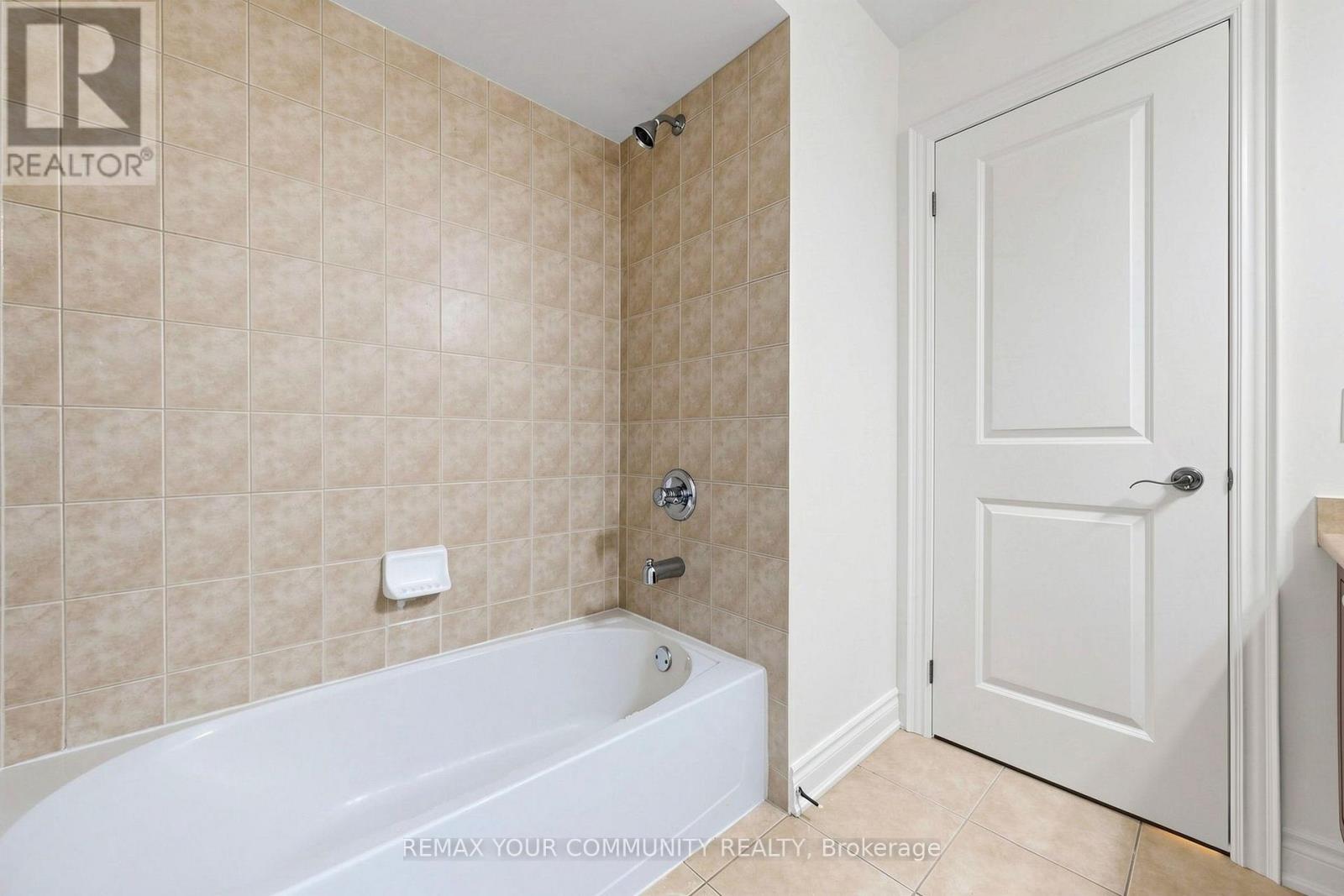2298 MAJOR MACKENZIE DRIVE - 39