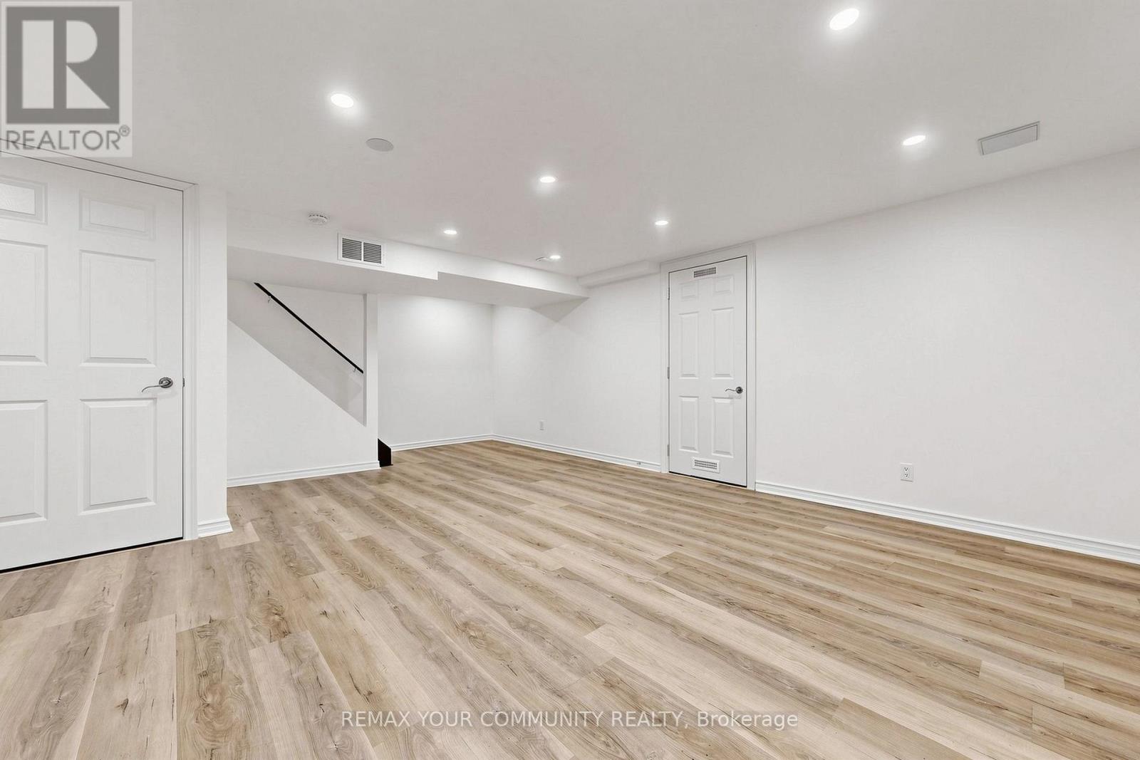 2298 MAJOR MACKENZIE DRIVE - 46