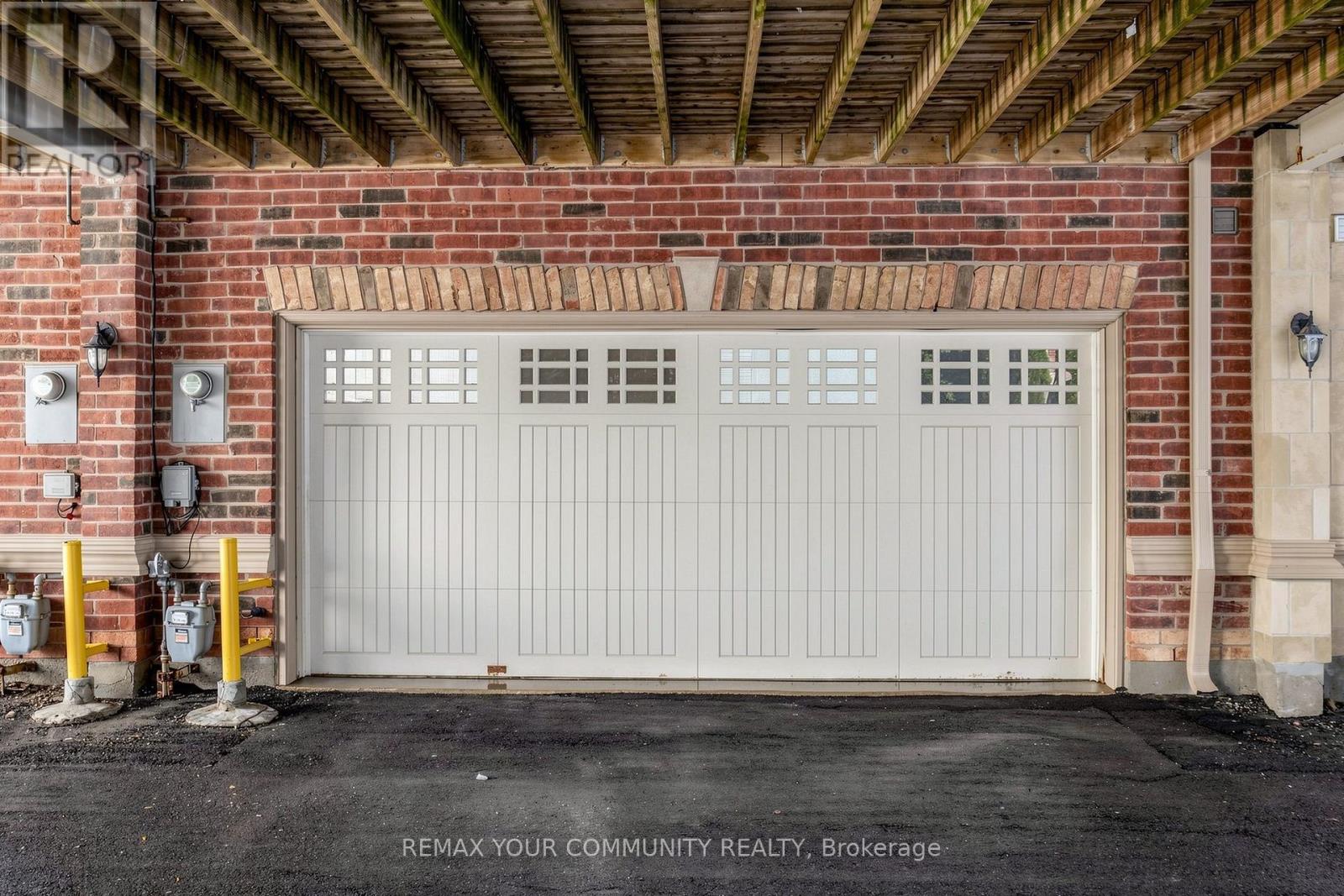 2298 MAJOR MACKENZIE DRIVE - 50