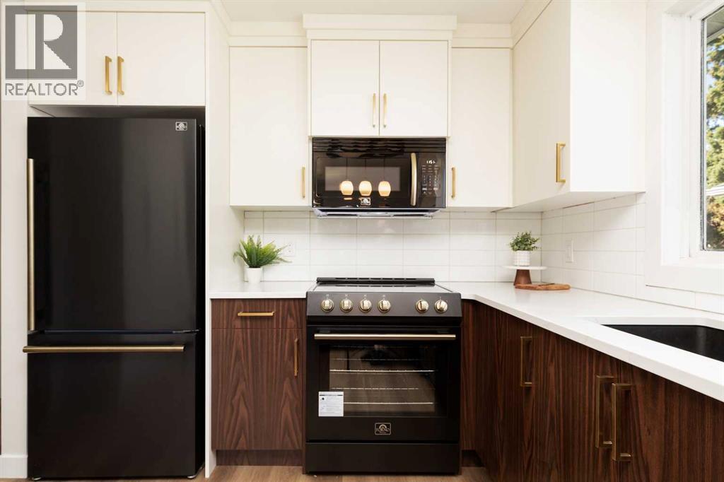 3618 Forestry Avenue S - 14