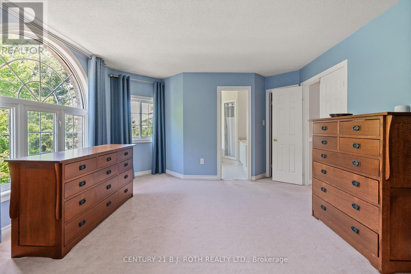 67 GRANT'S WAY - 23