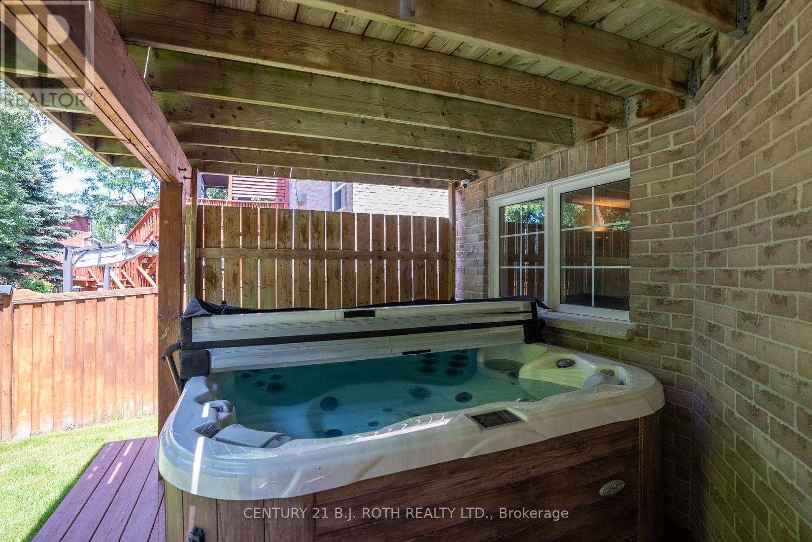 67 GRANT'S WAY - 34