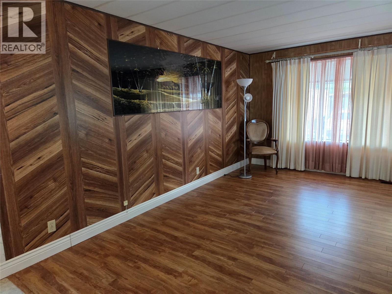 #114 914 Blakeborough Avenue - 9
